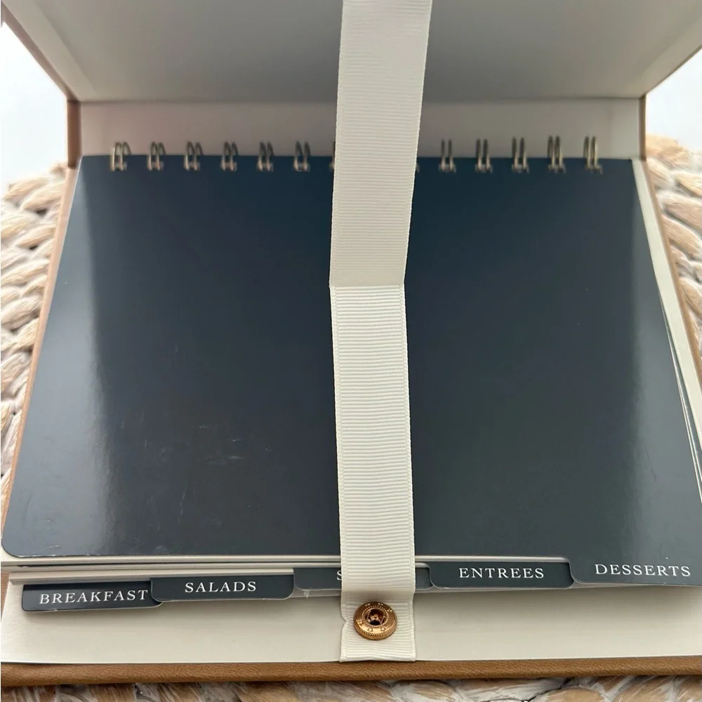 Hearth & Hand with Magnolia - Brown Recipe Binder - Picture 2 of 4